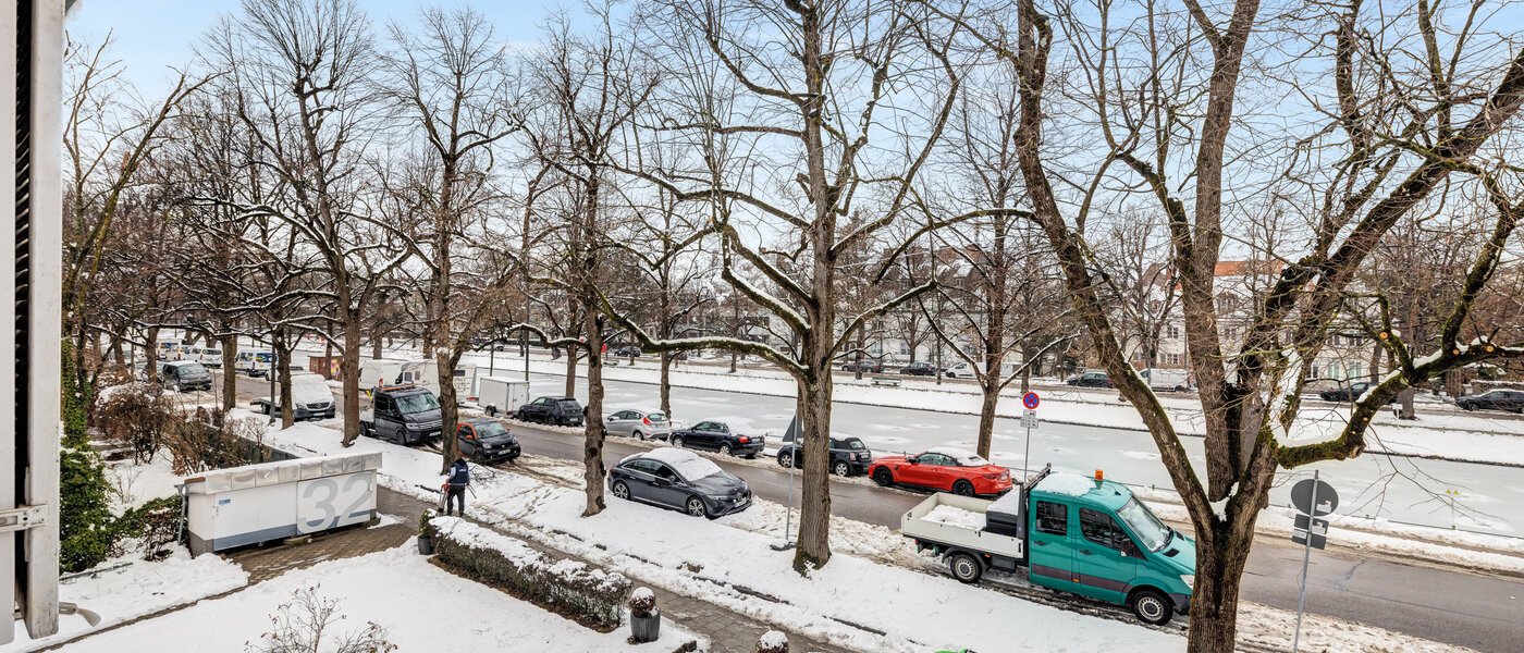 Ravna stran München Nymphenburg 01 Oglejte si 14770