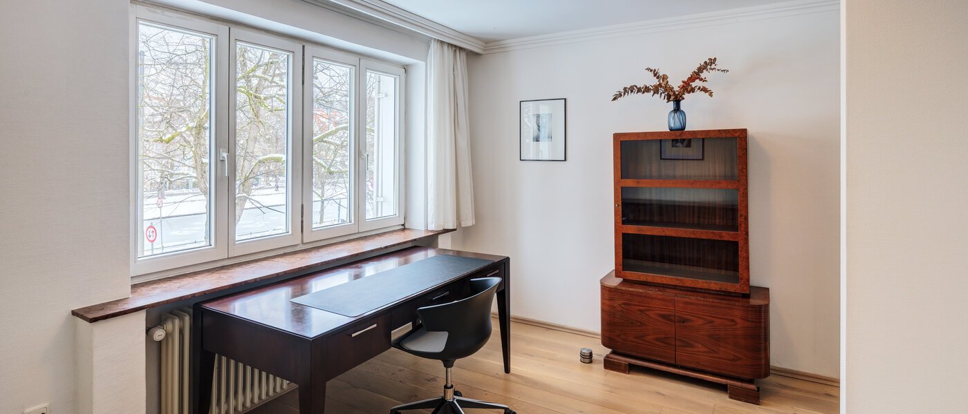 Ravna stran München Nymphenburg 04 2. spalnica 14770