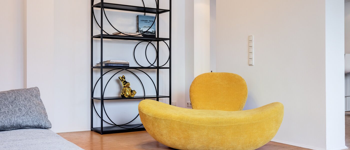 Ravna stran München Nymphenburg 03 Dnevni prostor 14770