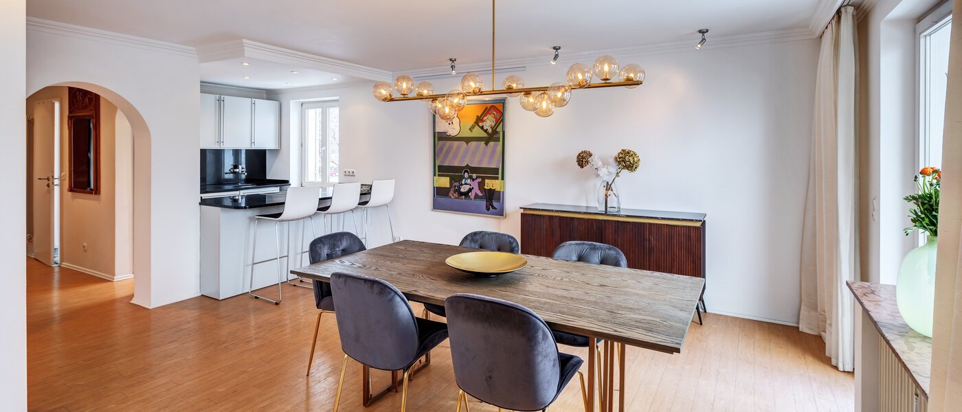 Ravna stran München Nymphenburg 03 Jedilnica 14770