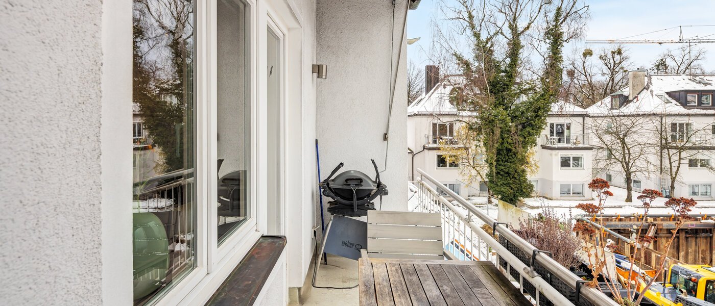 Ravna stran München Nymphenburg 02 1. balkon 14770