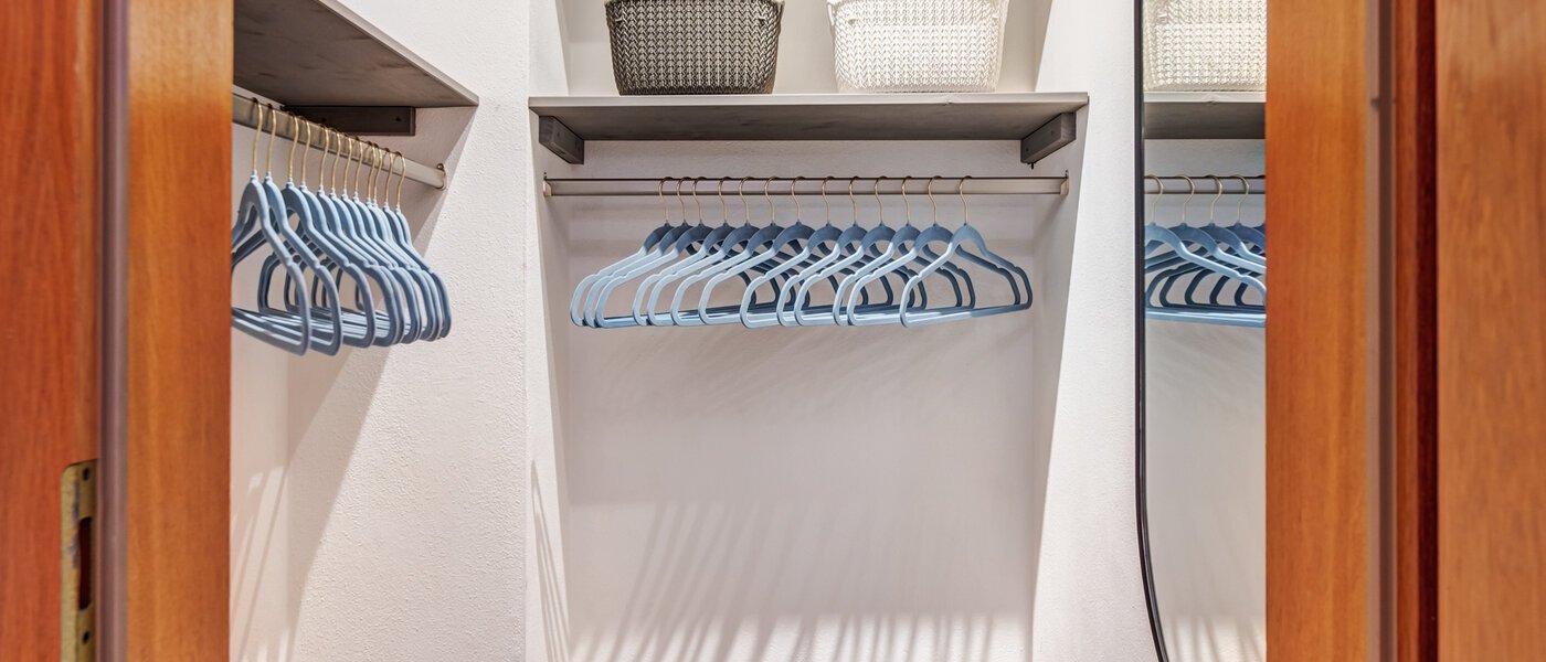 Lejlighed i haven München Altperlach 01 Walk-in-garderobe 14773