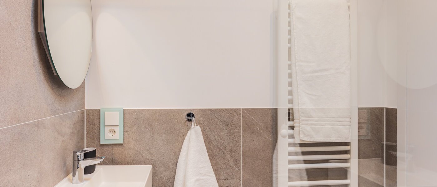 Apartamento com terraço no telhado München Nymphenburg 03 2. casa de banho 14775