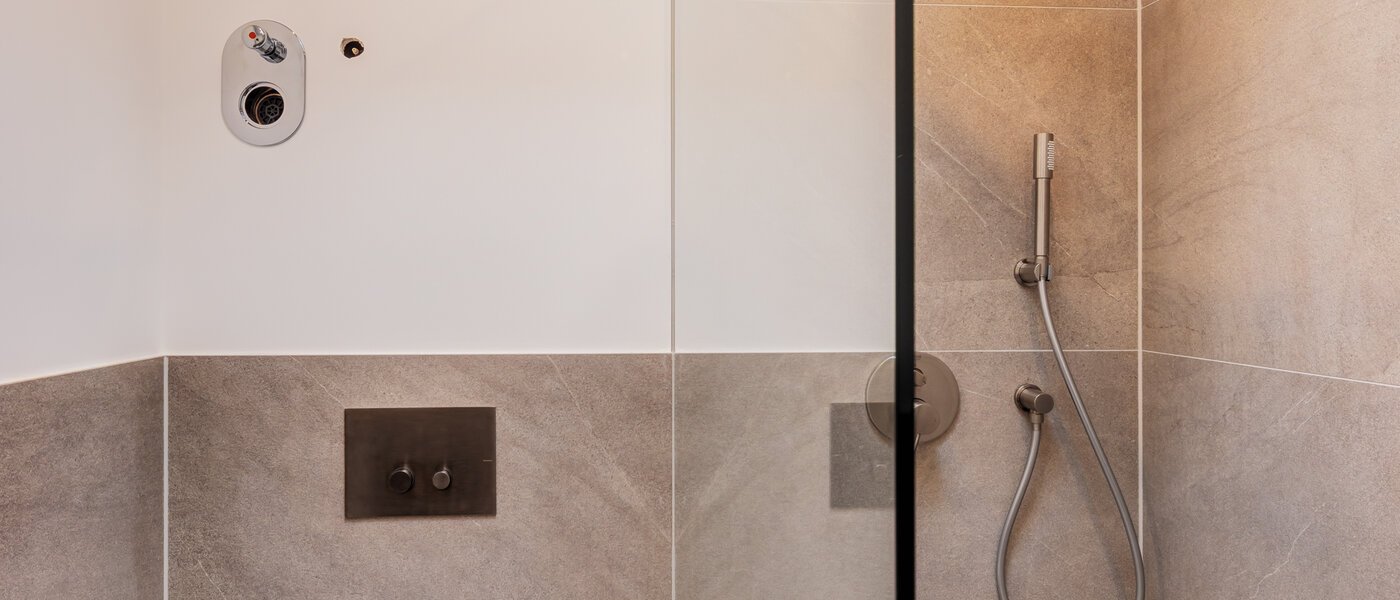 Apartamento com terraço no telhado München Nymphenburg 04 2. casa de banho 14775