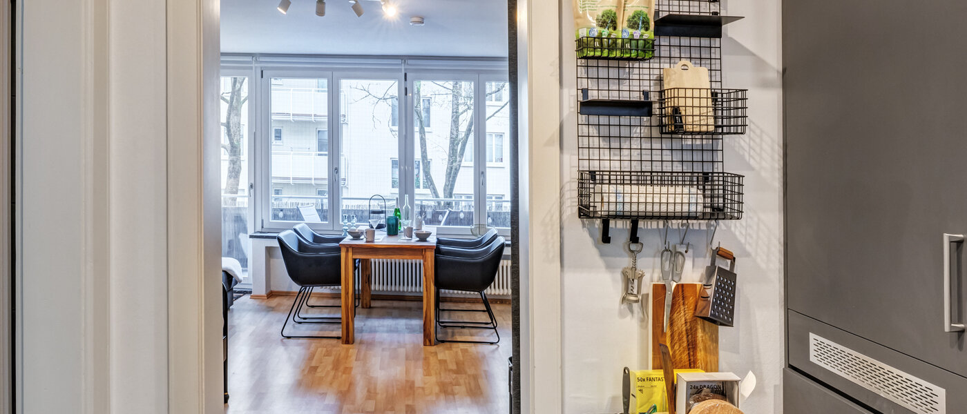 Ravna stran München Schwabing-West (rund um den Hohenzollernplatz) 02 Koridor/hodnik 14776