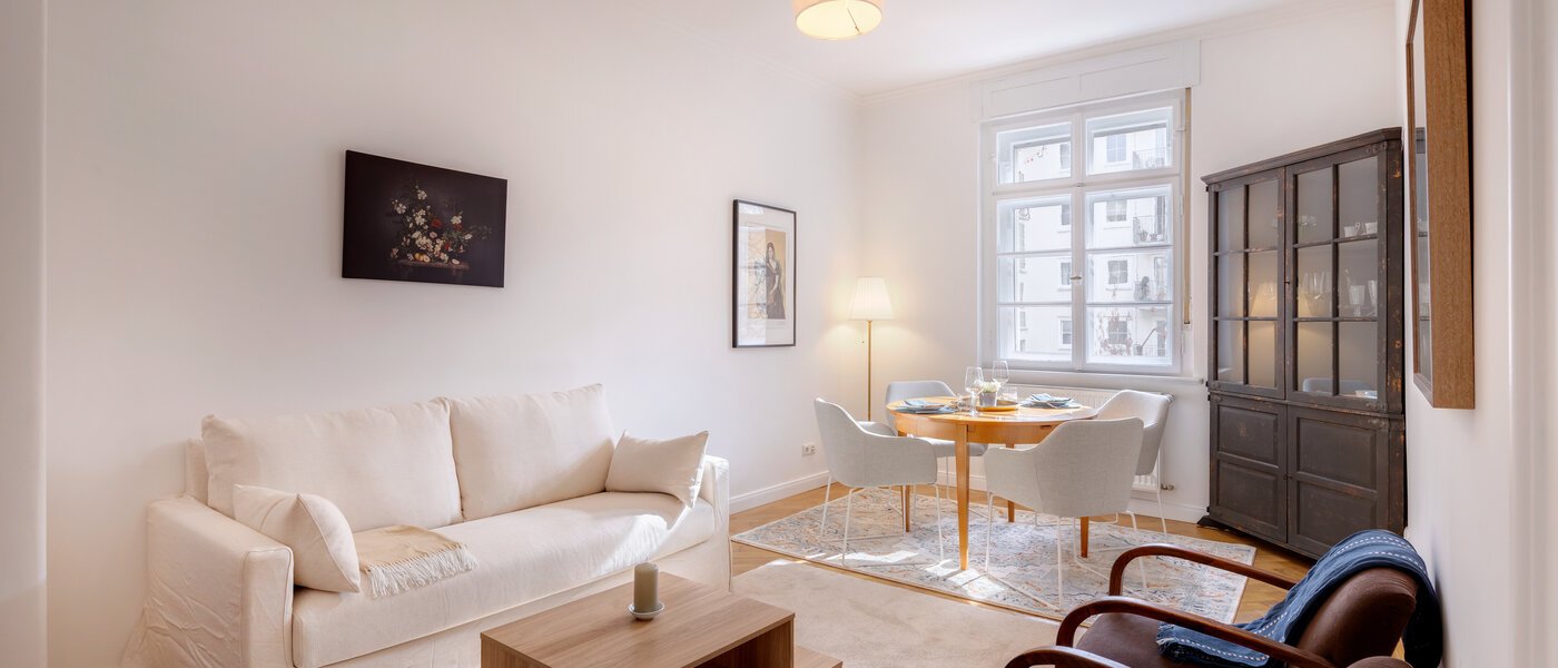 Flad München Maxvorstadt - Rund um den Josephplatz 01 Stue 14777