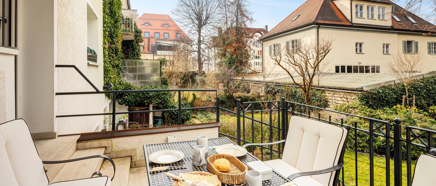 Dom szeregowy München Schwabing 01 Loggia 14779