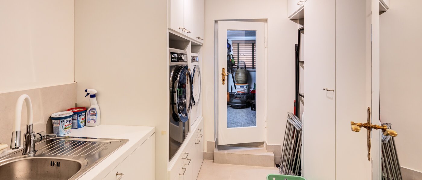 Dom szeregowy München Schwabing 01 Sprzątanie 14779