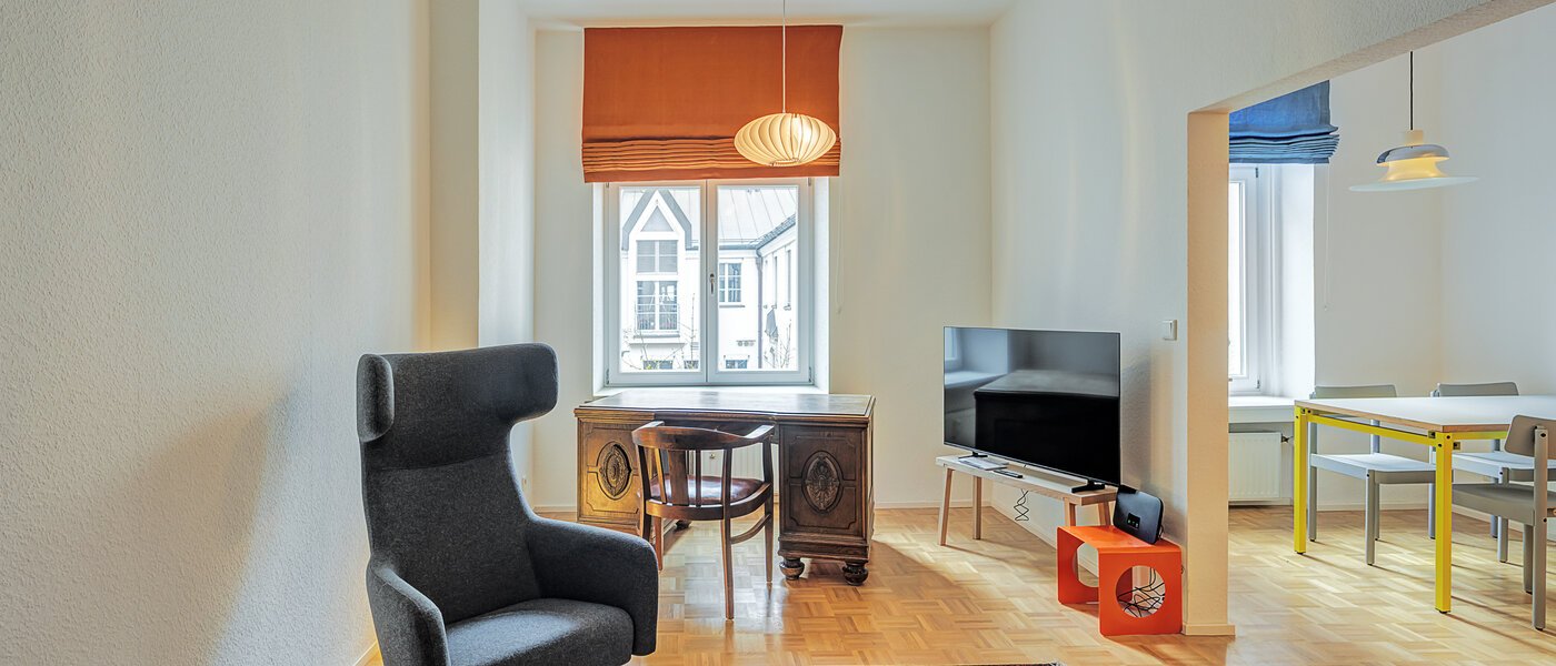 Ploché München Glockenbachviertel 01 Obývacia časť 14780