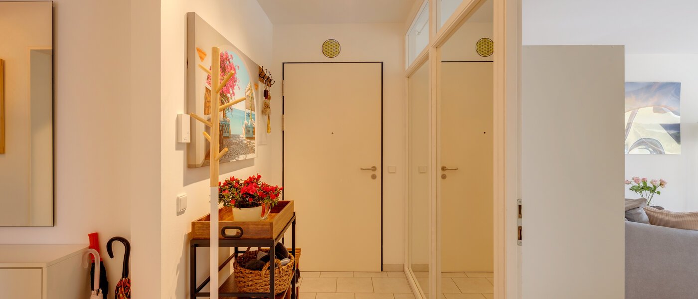 Ploché München Obermenzing 01 Chodba/priestor 14782