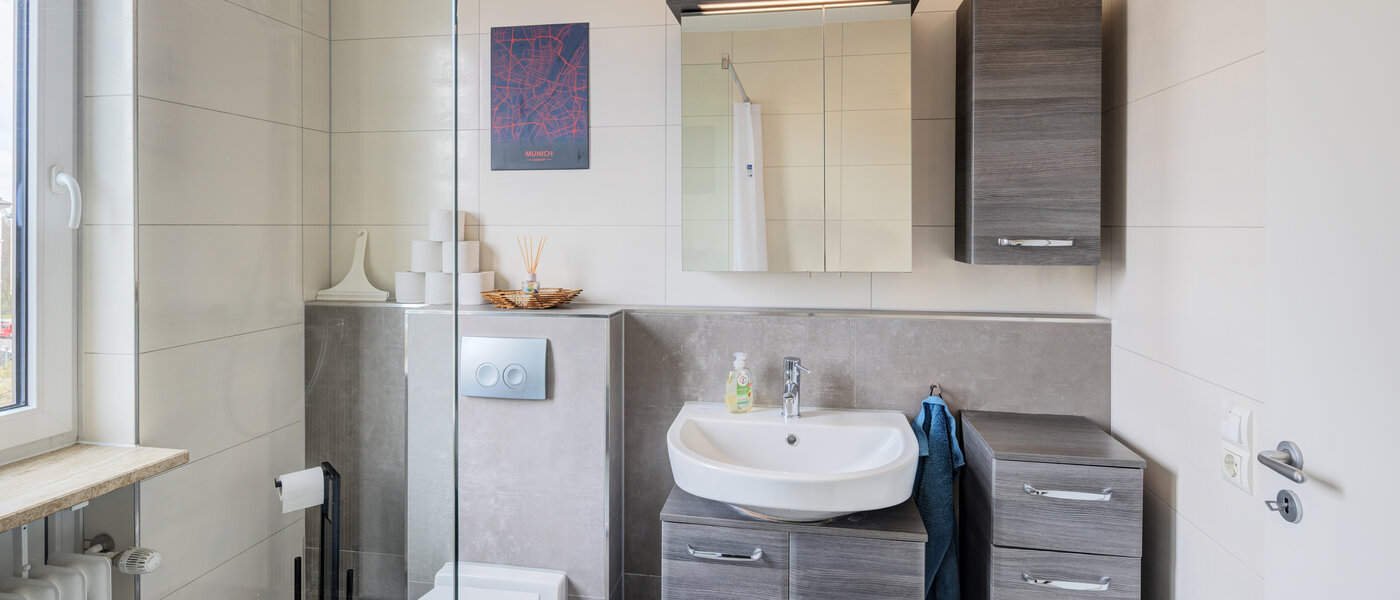 Płaski München Mittersendling 02 Łazienka 14783