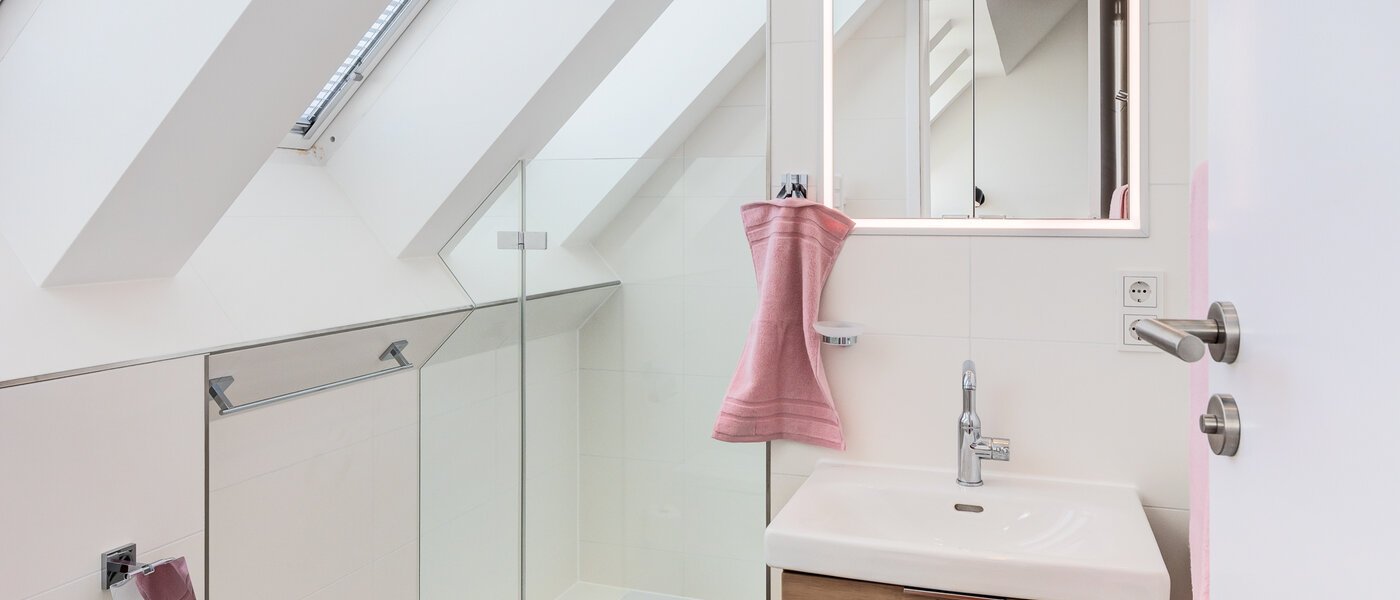 Дворівнева квартира-галерея München Maxvorstadt 02 Ванна кімната 14785