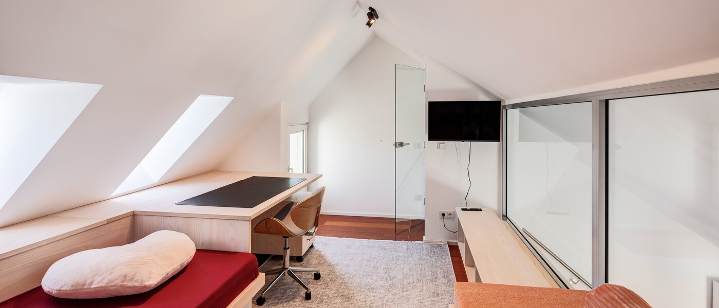 Дворівнева квартира-галерея München Maxvorstadt 03 Кабінет/гостьова кімната 14785