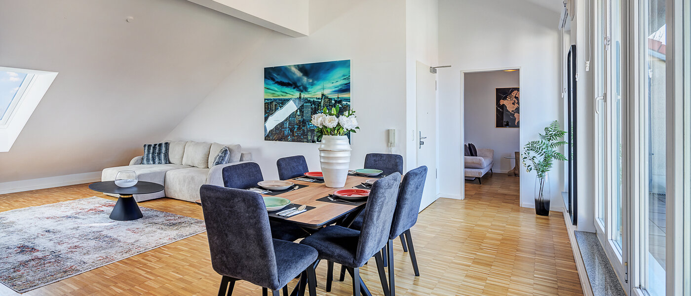 Апартамент с покривна тераса Aschheim 01 Дневна зона 14787