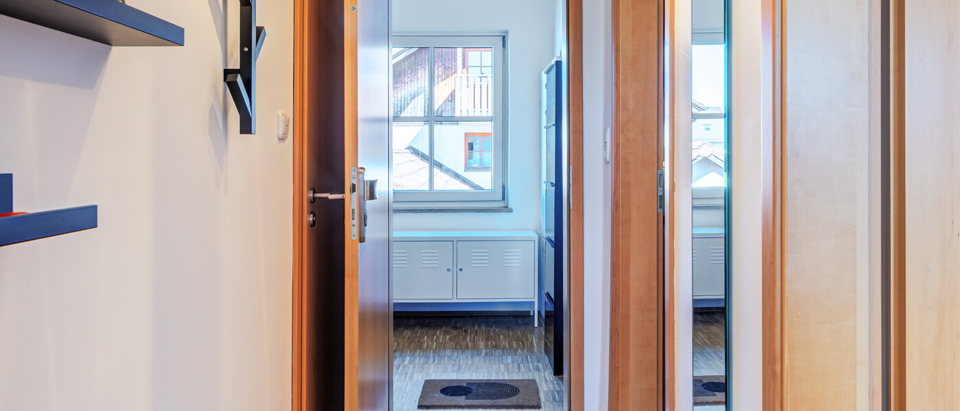 Düz Emmering Fürstenfeldbruck 02 Koridor/koridor geçidi 14789