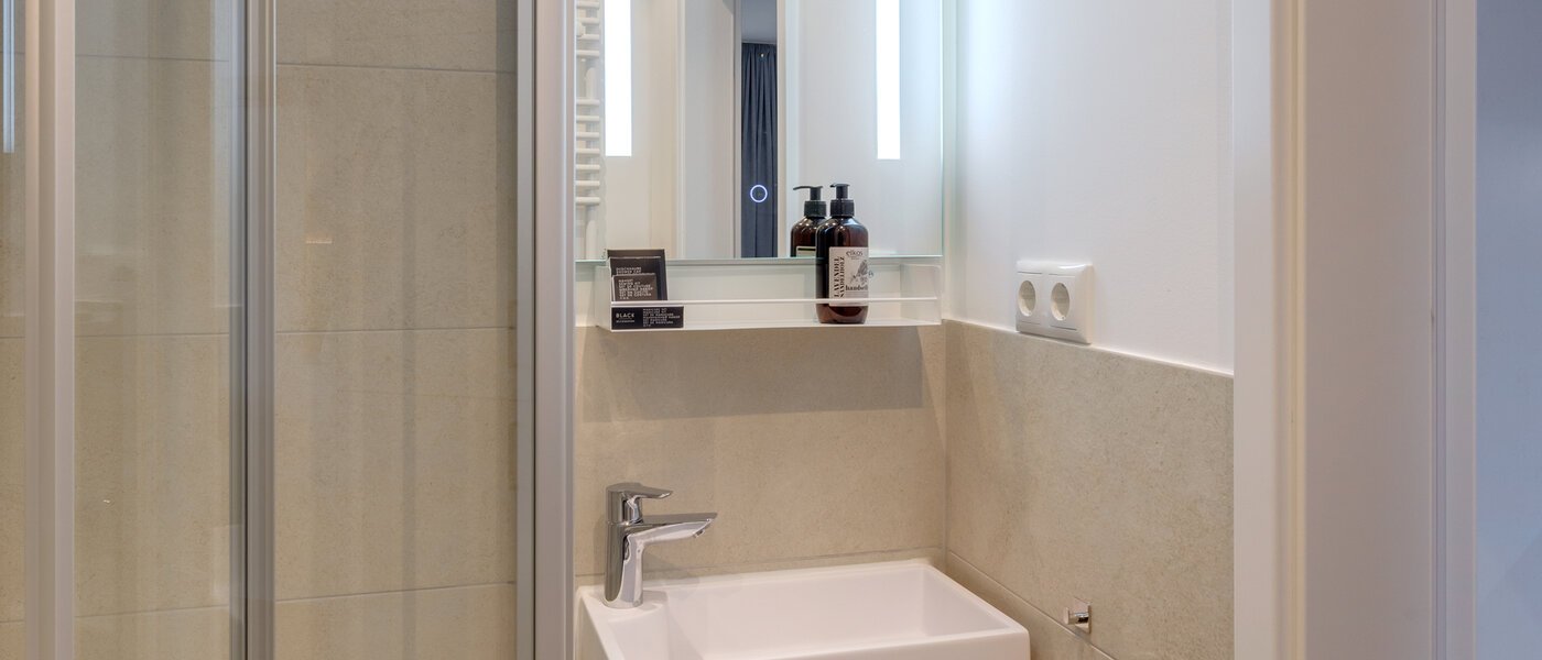 Płaski München Maxvorstadt 01 Łazienka 14791