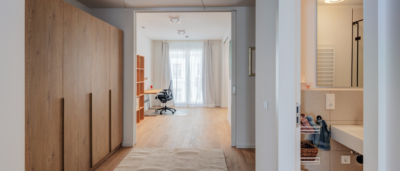 Flat München Neuhausen 03 Korridor/gang 14804