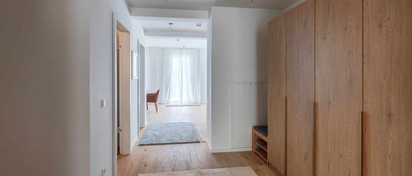 Flat München Neuhausen 04 Korridor/gang 14804