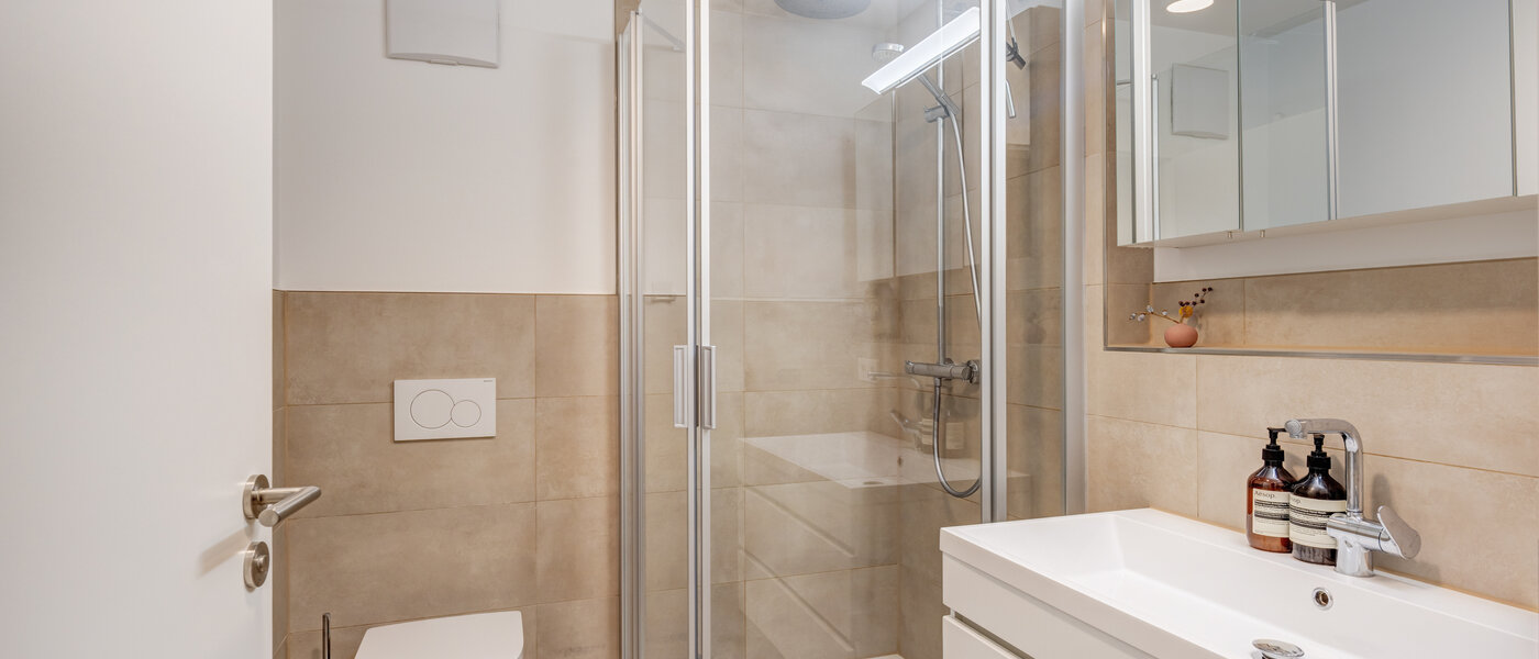 Редова къща München Harlaching 01 2. баня 14816