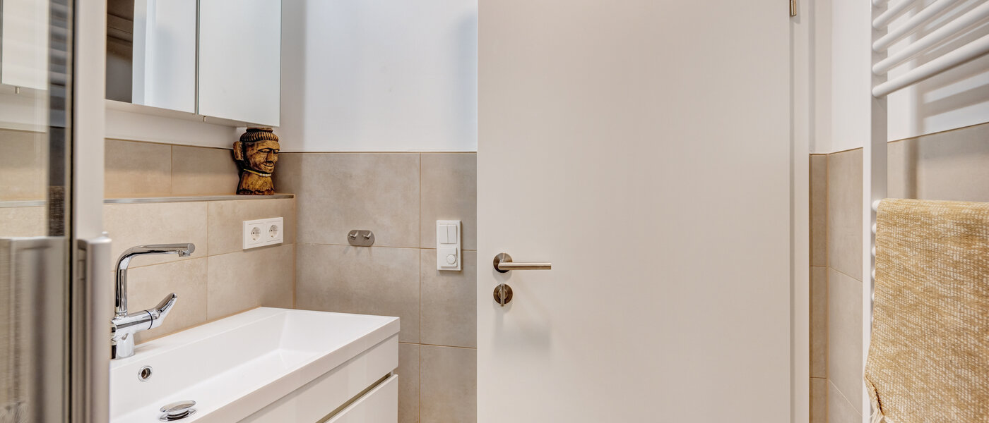 Редова къща München Harlaching 02 2. баня 14816