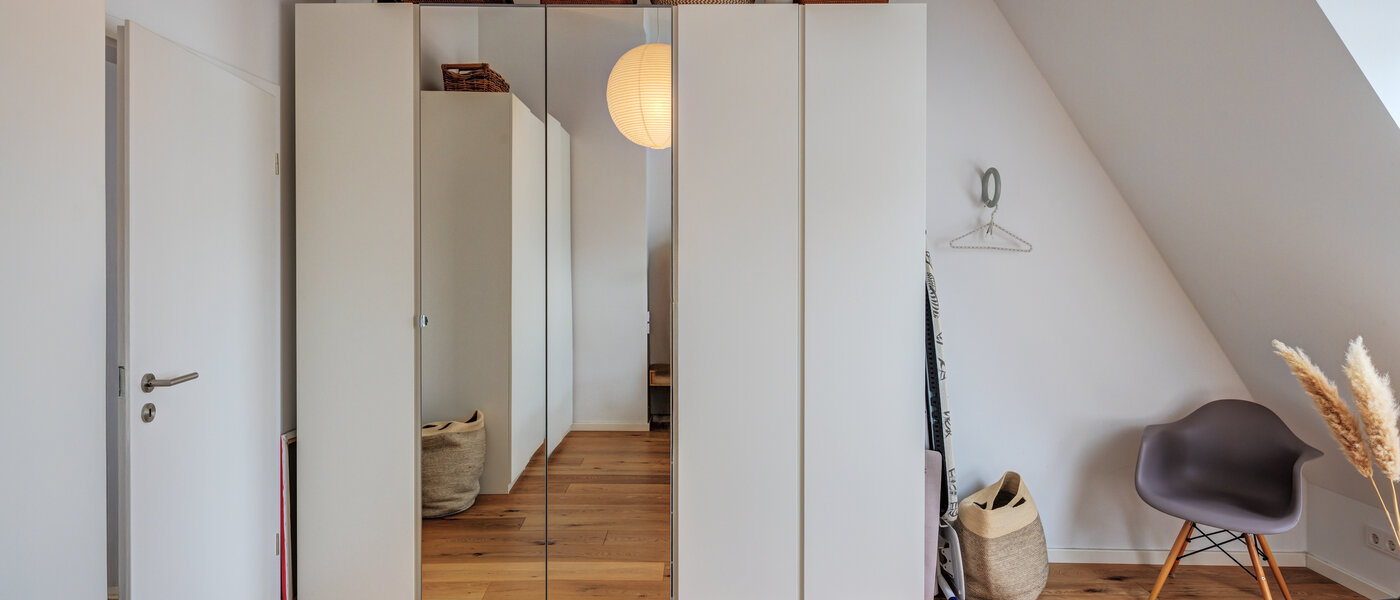 Редова къща München Harlaching 04 Спалня 14816