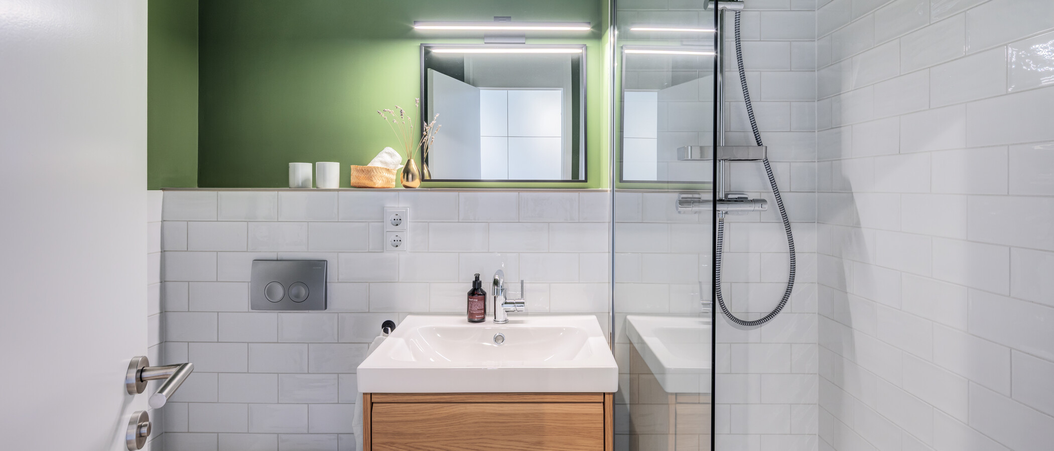 Плосък München Sendling-Westpark 01 Баня 14819