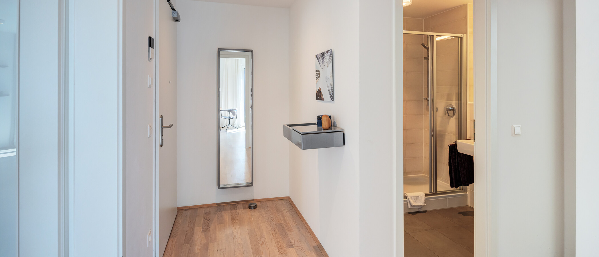 Επίπεδη München Neuaubing 01 Διάδρομος/διάδρομος 14822