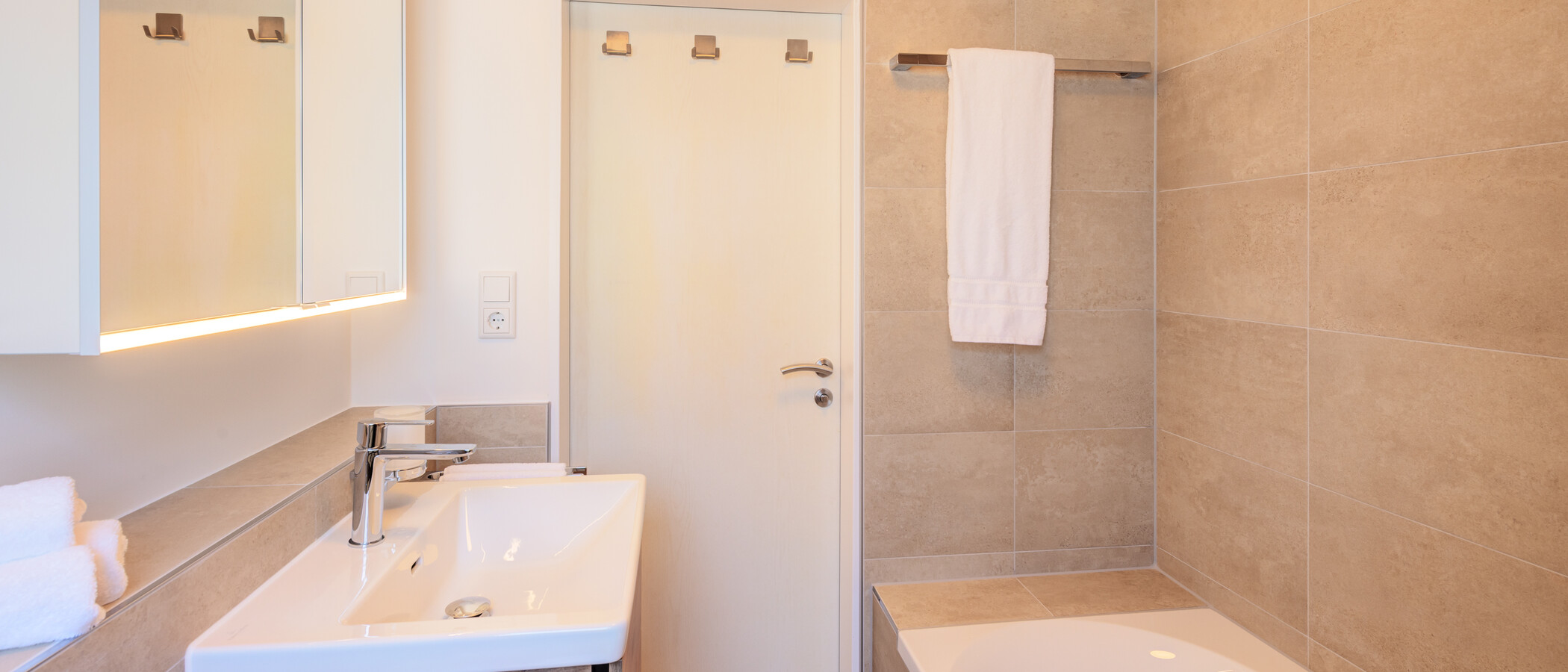 Maisonette daire München Waldtrudering 03 1. banyo 14825