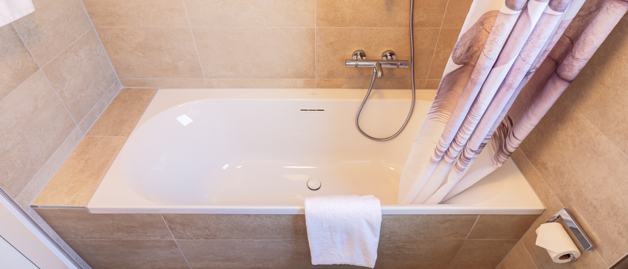 Maisonette daire München Waldtrudering 04 1. banyo 14825