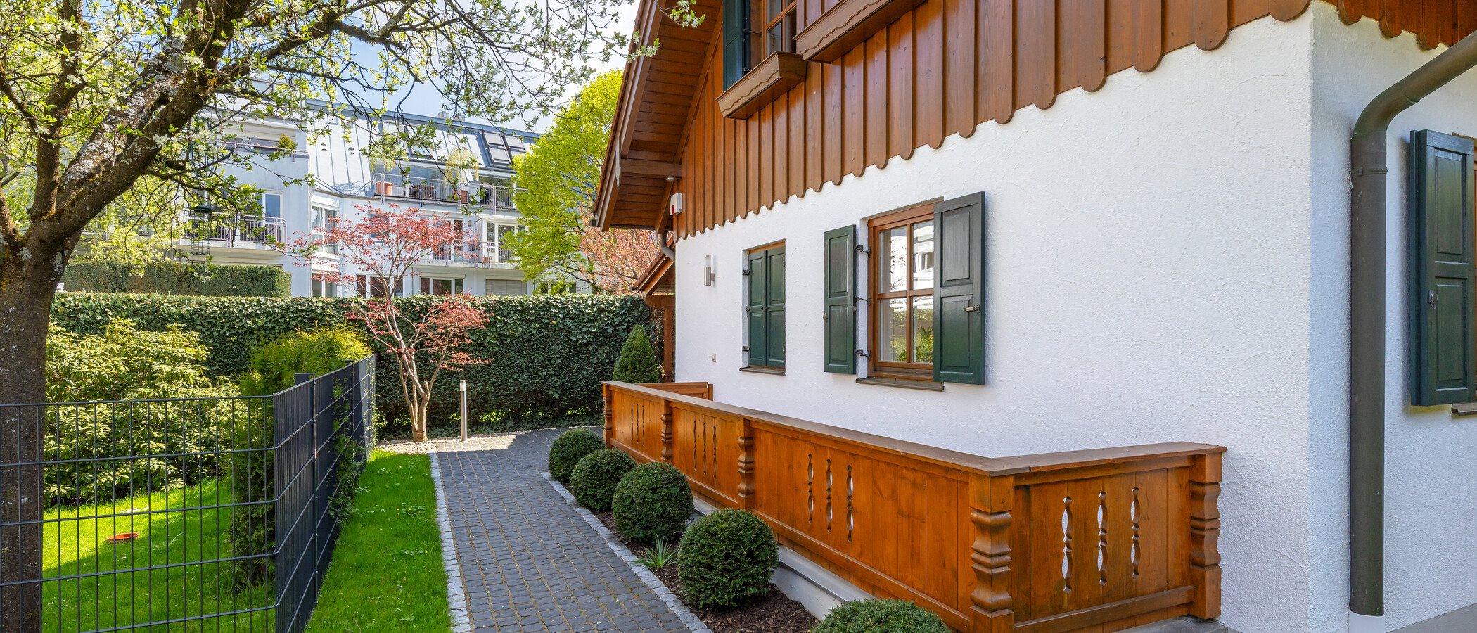 Fristående hus München Obersendling 04 Tillfartsväg 14826