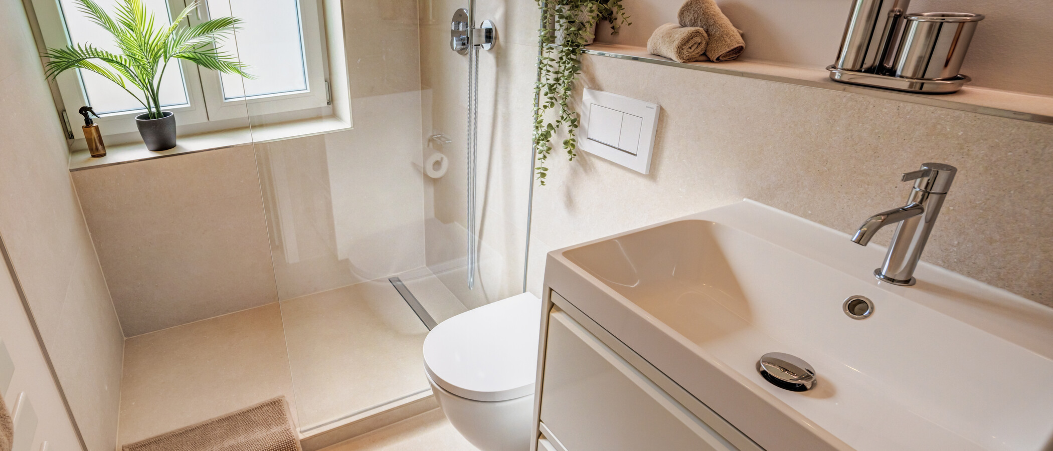 Ravna stran München Glockenbachviertel 02 Kopalnica 14828