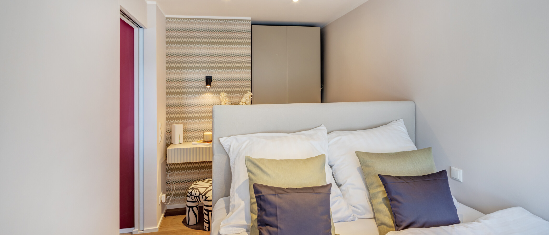 Ravna stran München Glockenbachviertel 01 Spalnica 14828