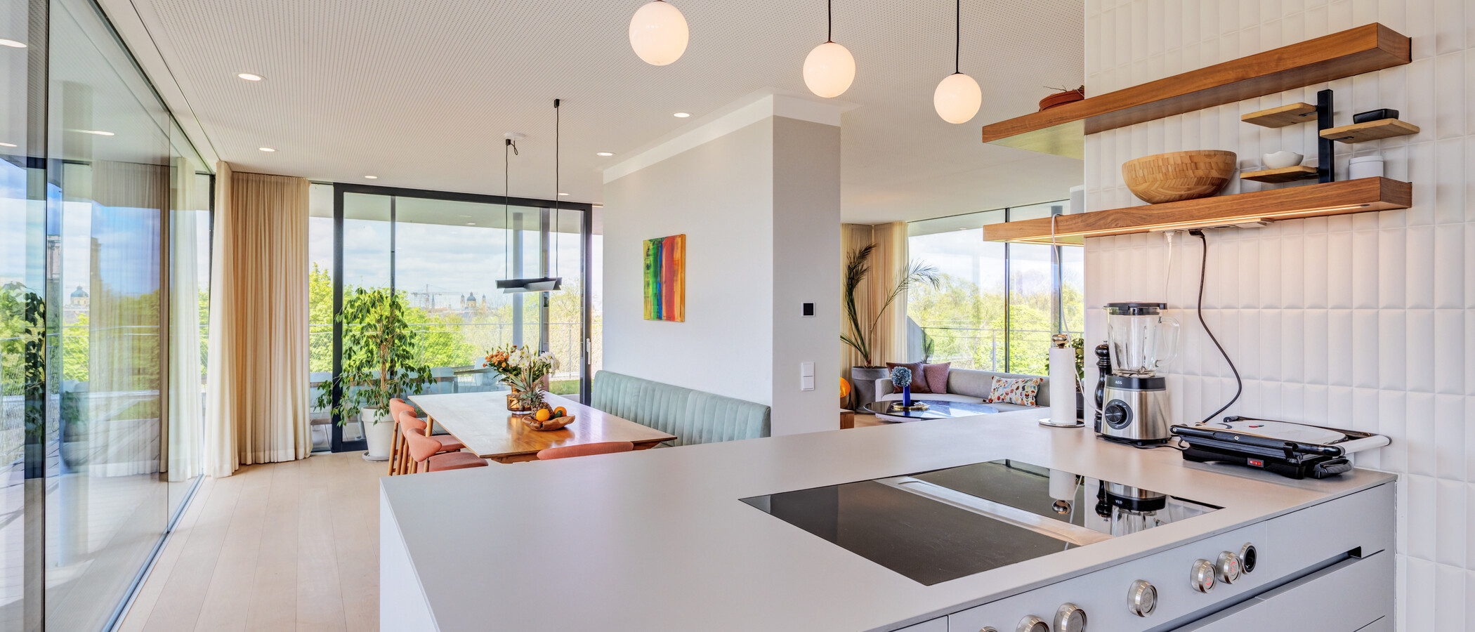 Penthouse byt München Haidhausen 04 Kuchyně 14832