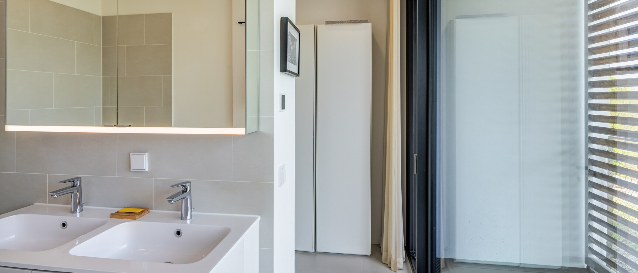 Penthouse byt München Haidhausen 04 1. koupelna 14832