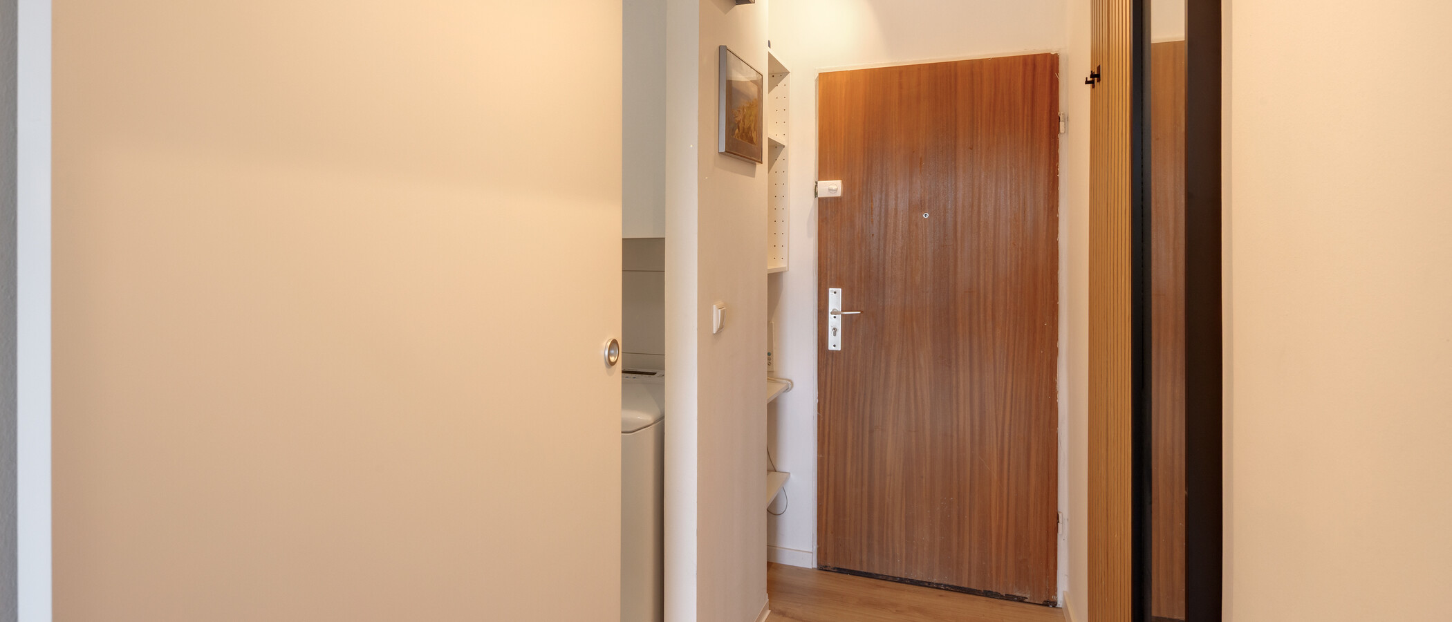 Düz Neufahrn b. Freising 02 Koridor/koridor geçidi 14836