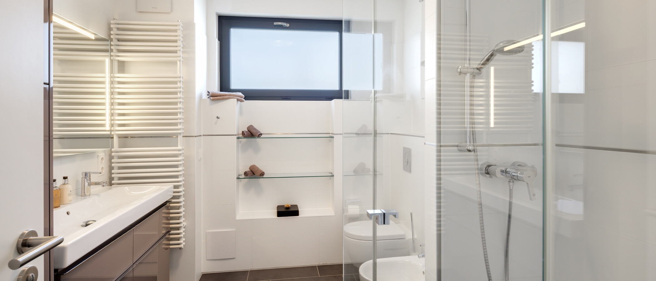 Apartament cu terasă pe acoperiș München Altbogenhausen 01 Baie 14872