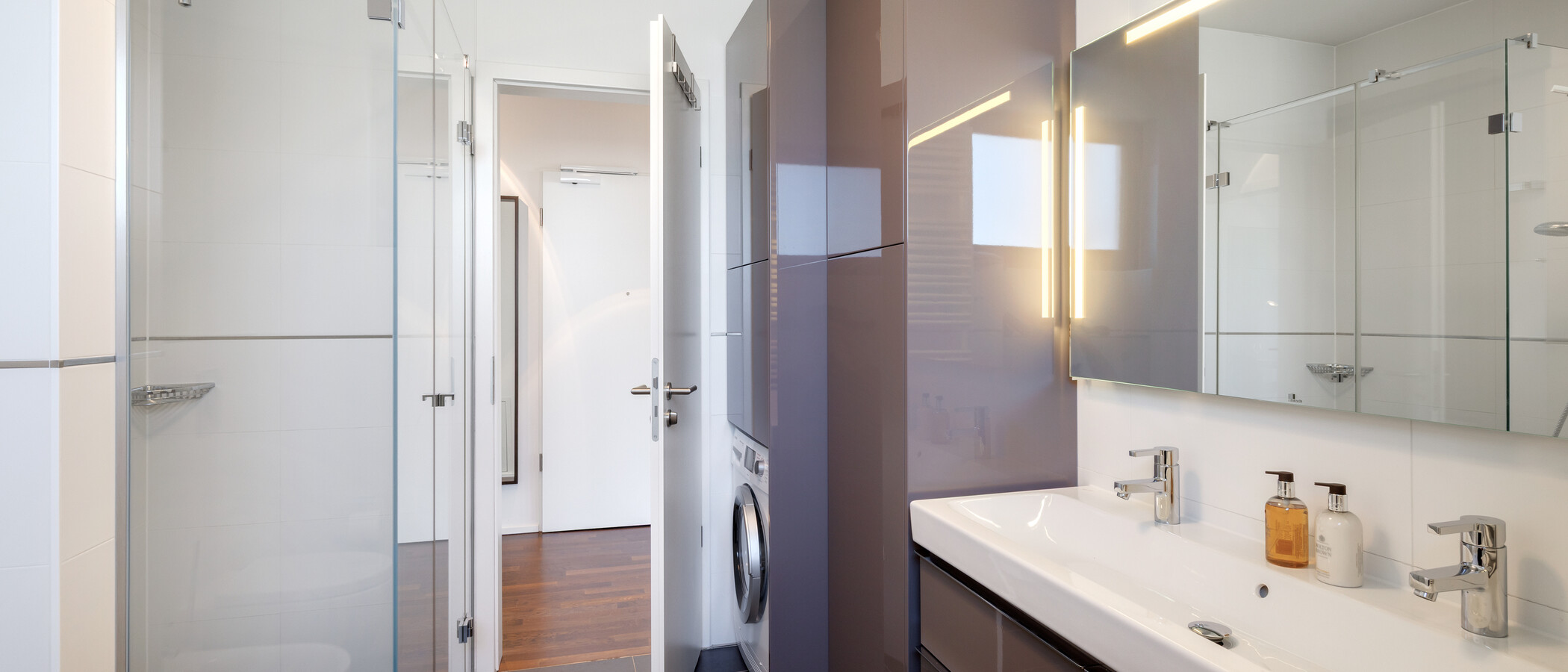 Apartament cu terasă pe acoperiș München Altbogenhausen 02 Baie 14872