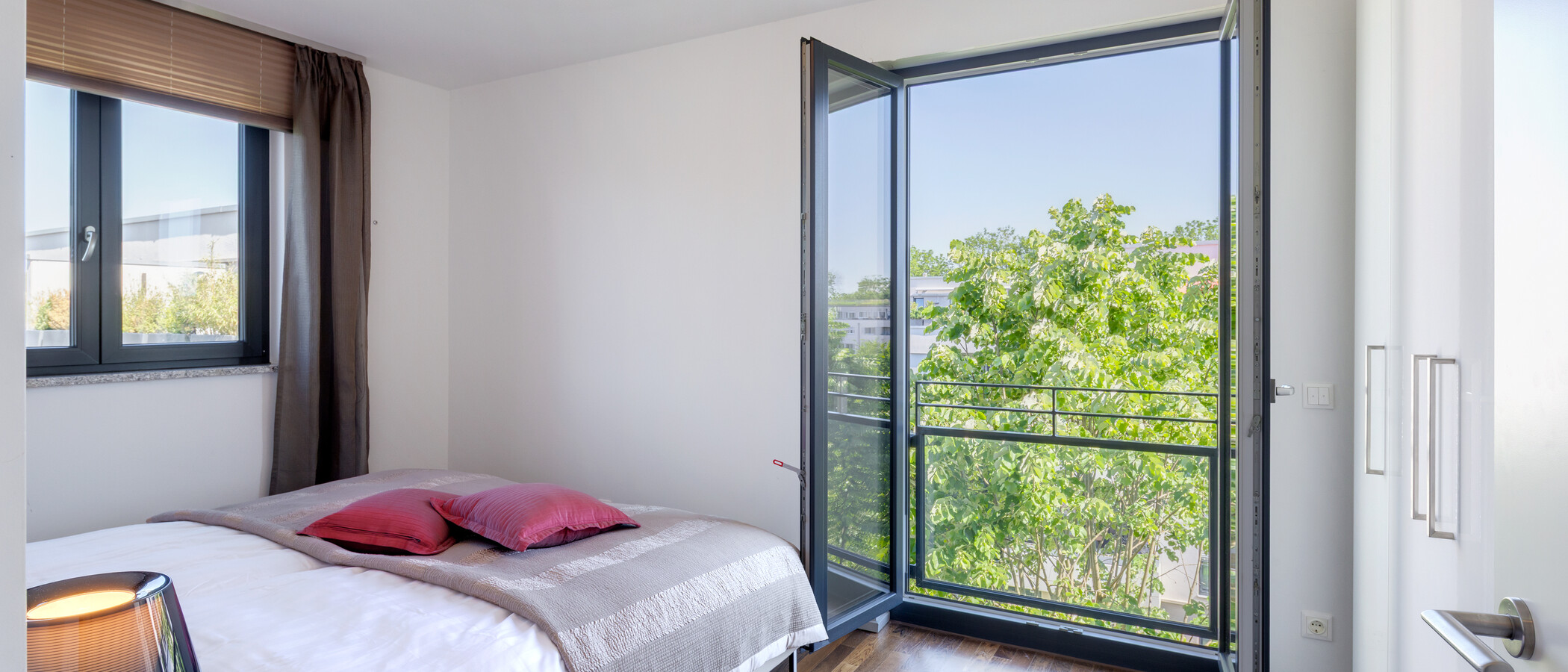 Apartament cu terasă pe acoperiș München Altbogenhausen 02 Dormitor 14872