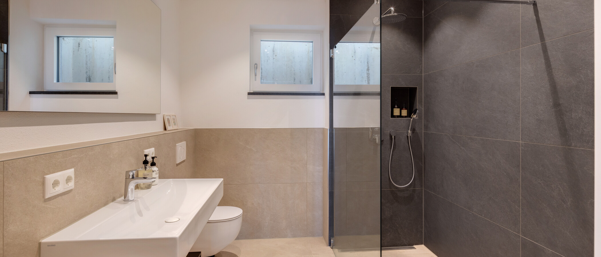 Flat Wörthsee 01 1. bad 14878