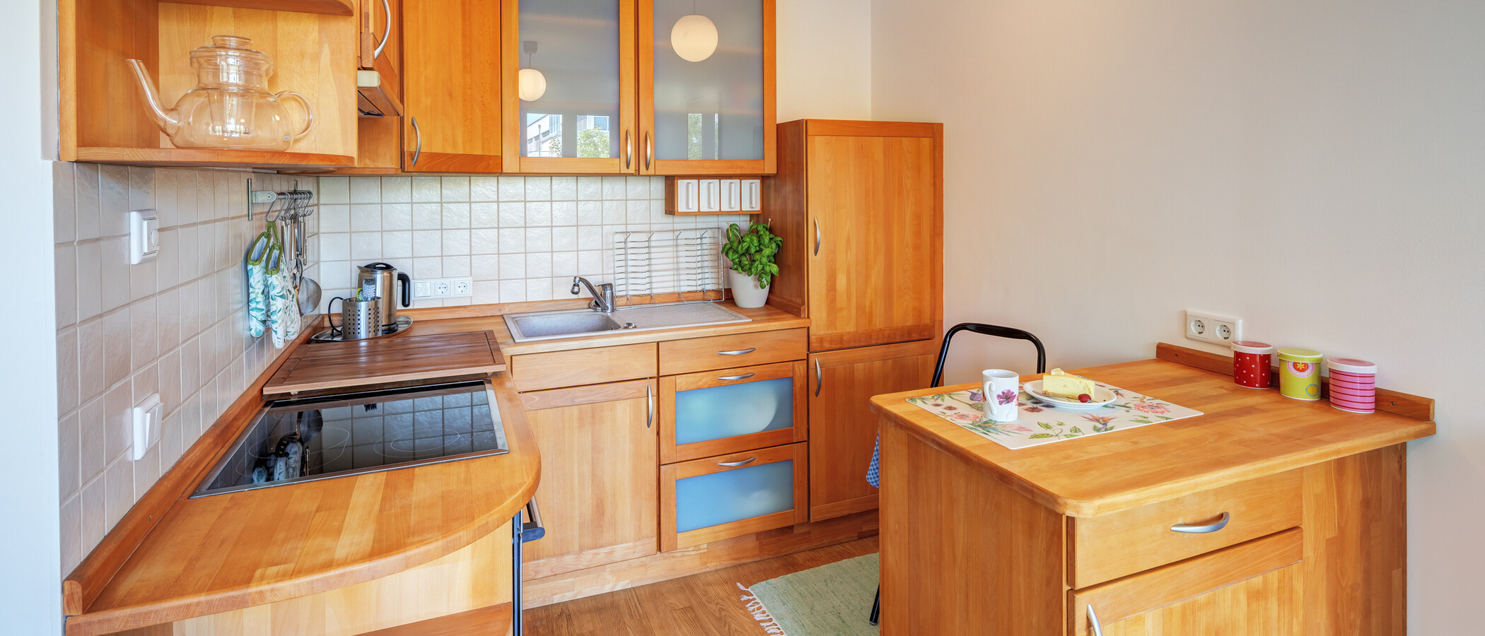 Lapos München Schwabing-West 01 Konyha 14901