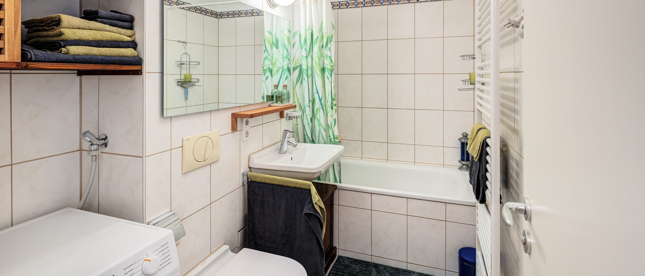 Lapos München Schwabing-West 01 Fürdőszoba 14901