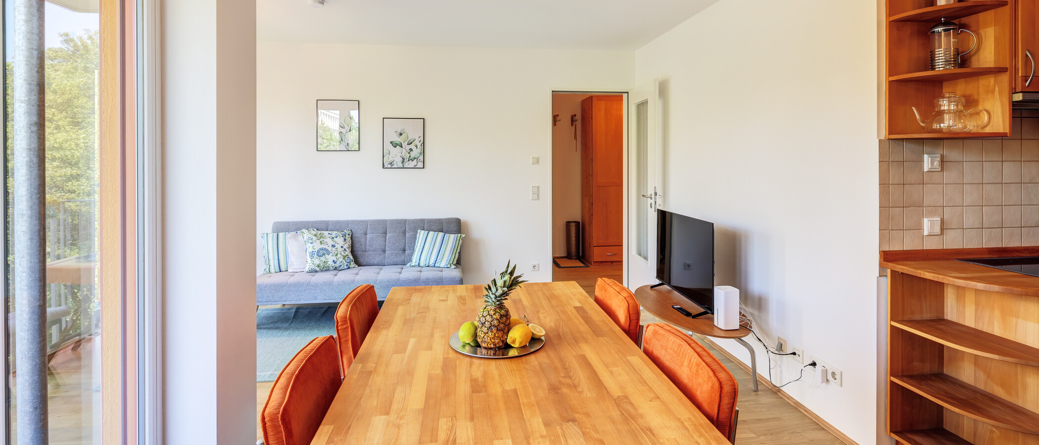 Lapos München Schwabing-West 06 Nappali 14901