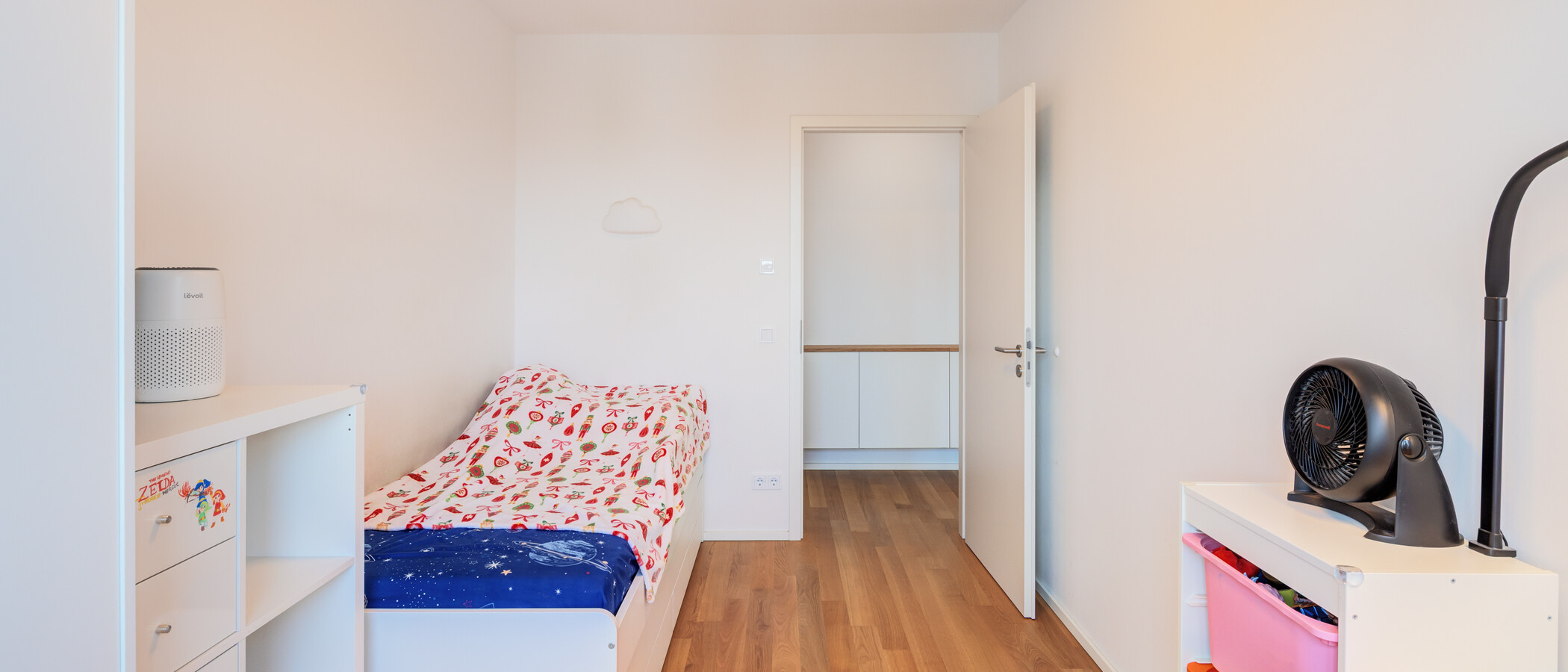 Flat München Neuperlach 02 1. Barnerom 14902