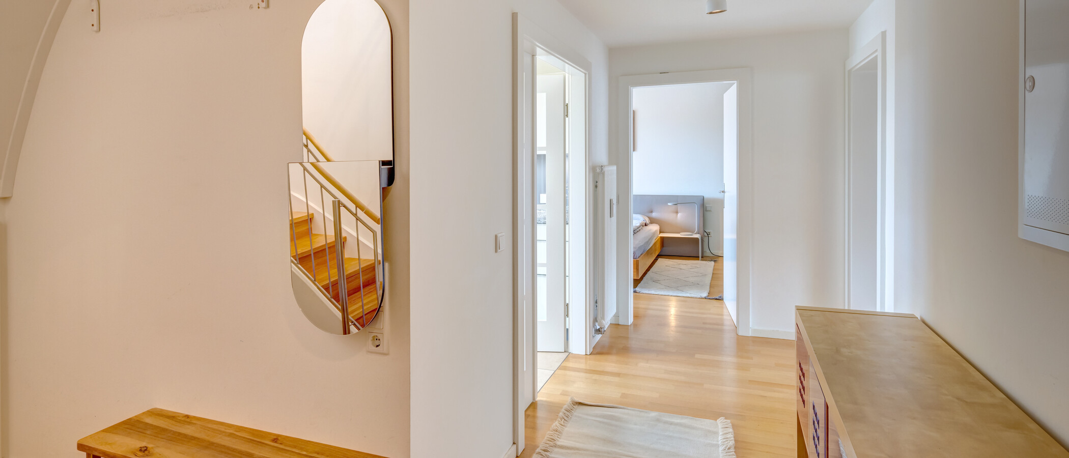 Дворівнева квартира München Schwabing 03 Коридор/передпокій 14908