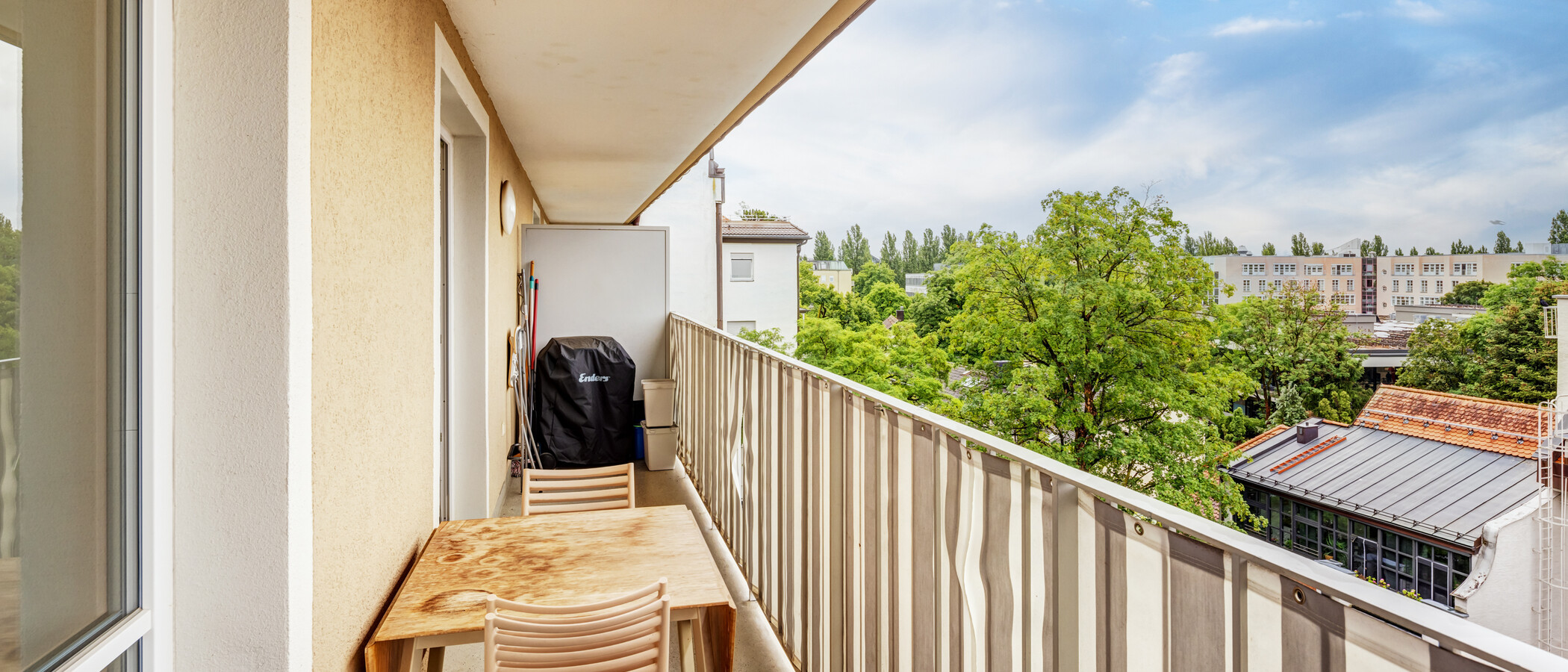 Дворівнева квартира München Schwabing 02 Балкон 14908