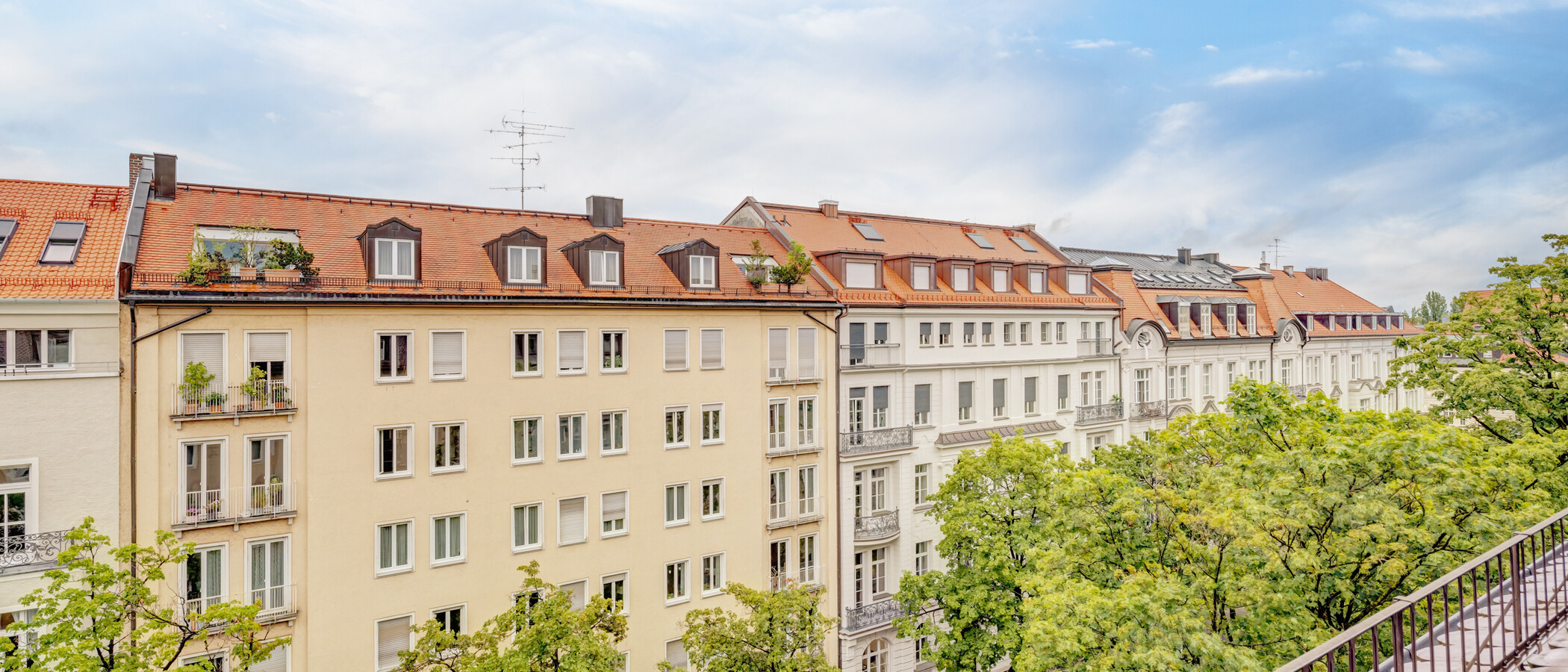 Дворівнева квартира München Schwabing 04 Вигляд 14908