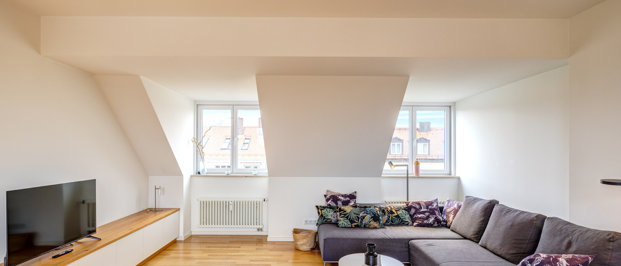 Дворівнева квартира München Schwabing 04 Житлова зона 14908