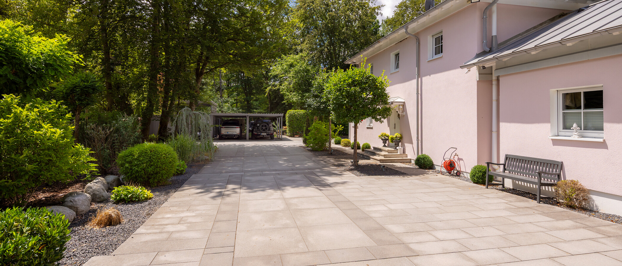 Villa Oberhaching 03 Udvari bejárat 14925