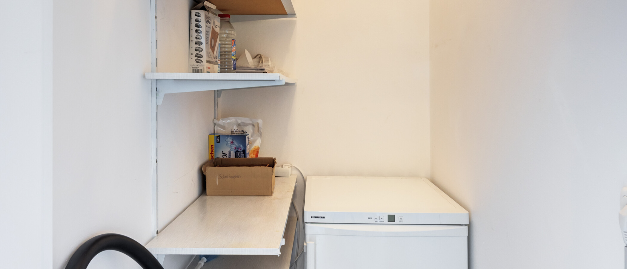Flat München Neuperlach 01 Lagerrom 14948