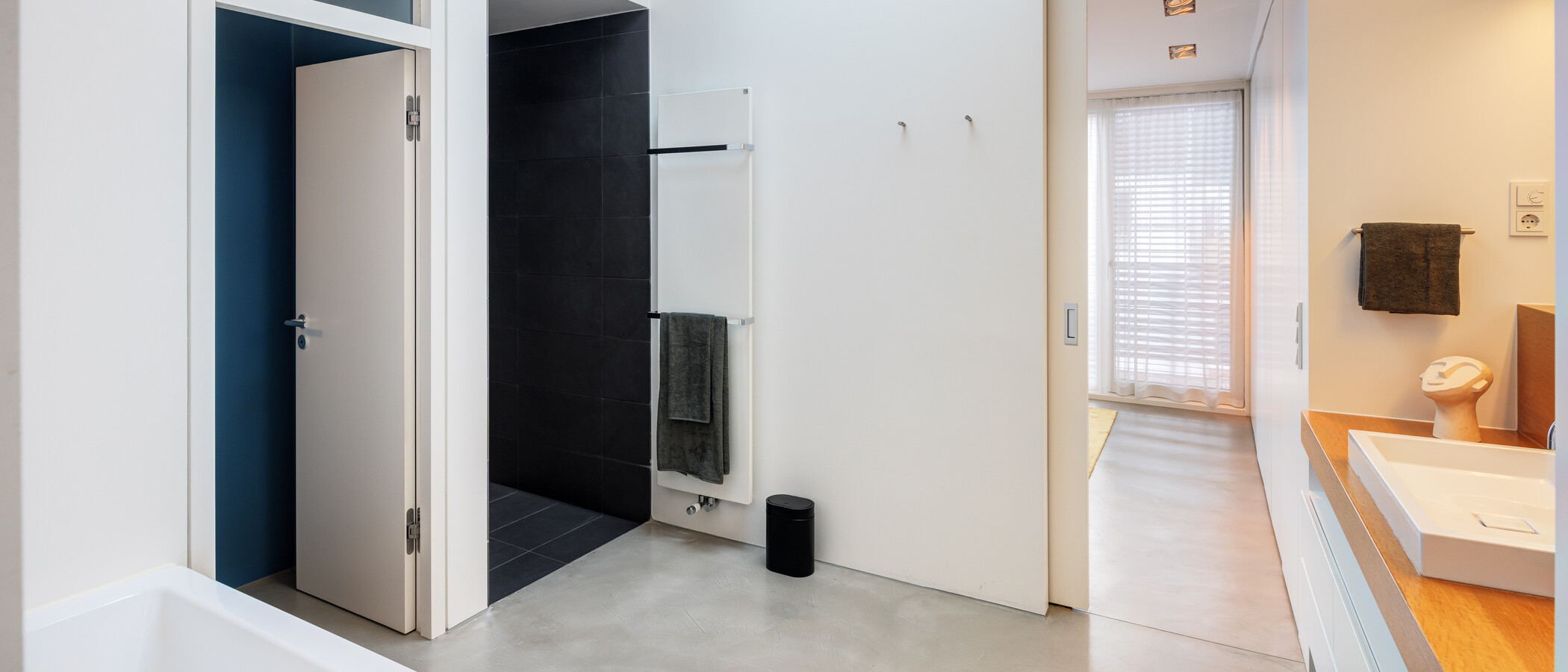 Střešní terasa bytu München Ludwigsvorstadt 03 1. koupelna 14956